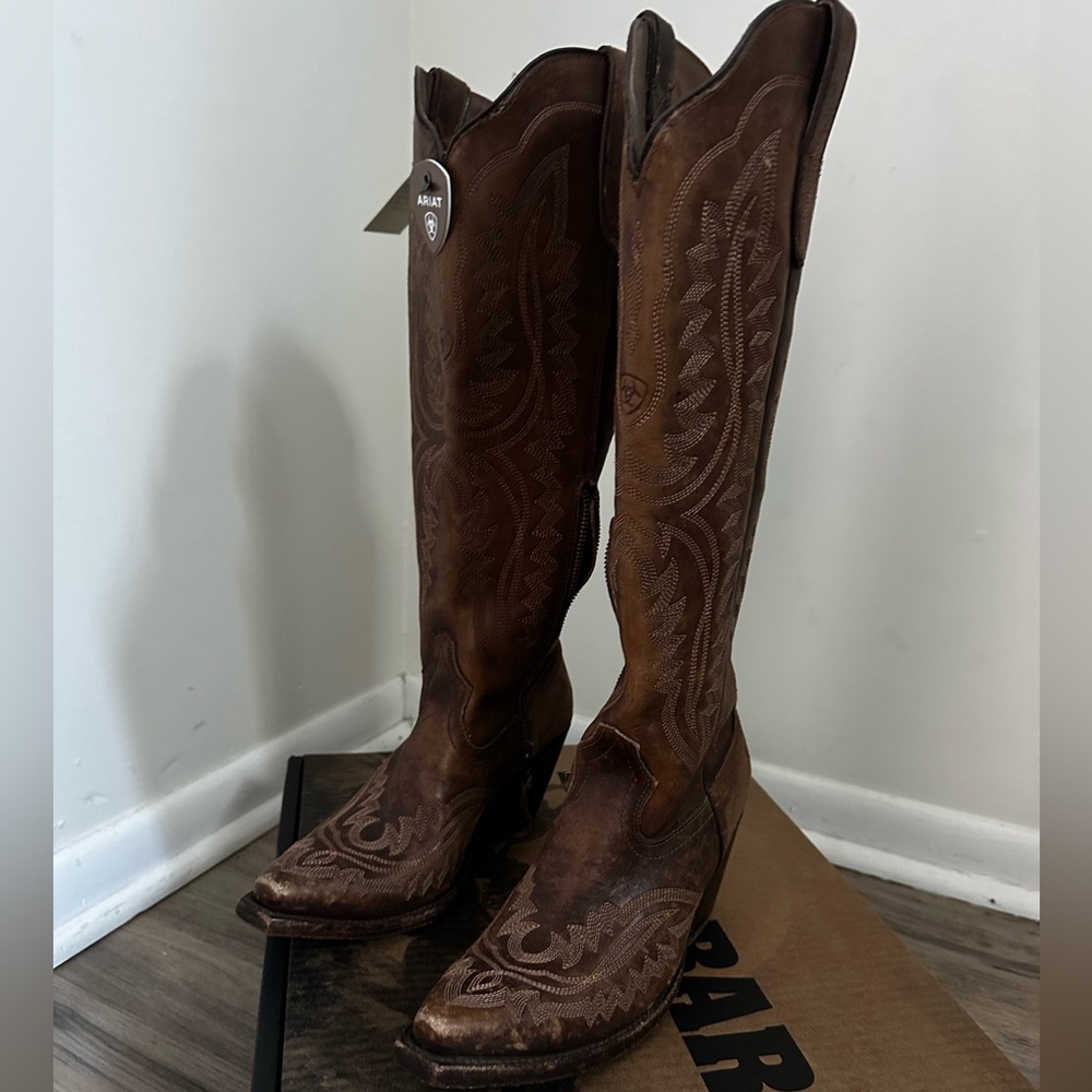 Ariat Brown Heeled Boots - Picture 10 of 14